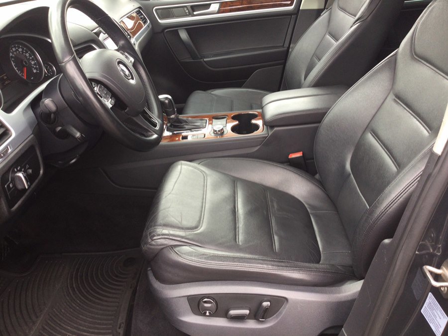 Used 2012 Volkswagen Touareg VR6 AWD/4WD image 20