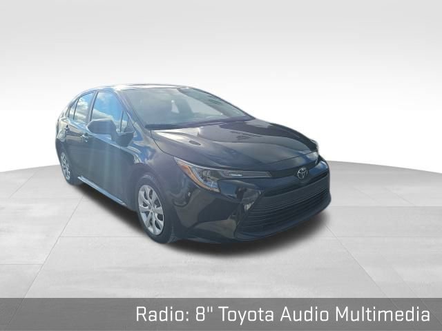Used 2024 Toyota Corolla LE image 2
