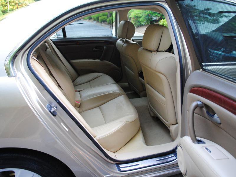 Used 2006 Acura RL AWD/4WD image 13