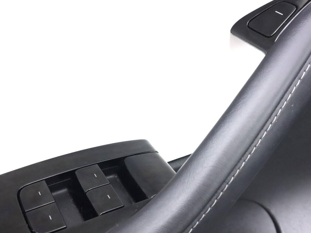 Used 2020 Tesla Model Y Long Range image 28