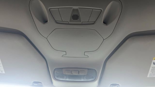 Used 2020 Ford Transit Connect XLT image 41