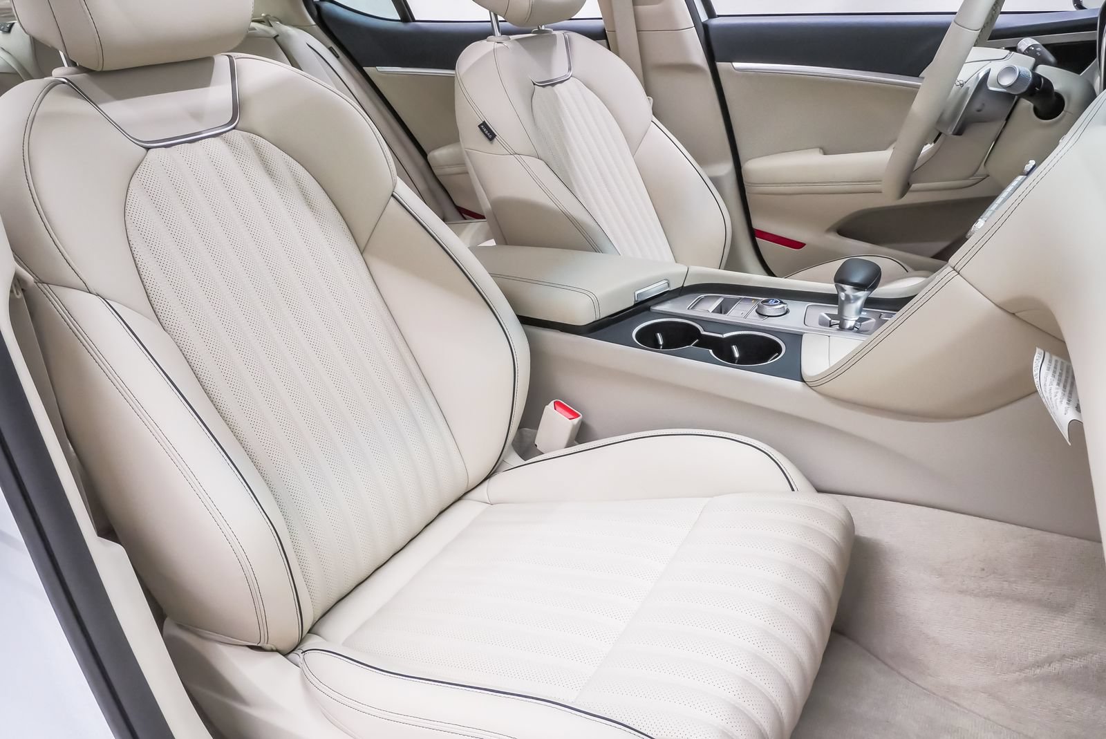 Certified 2026 Genesis G70 2.5T Prestige RWD image 15