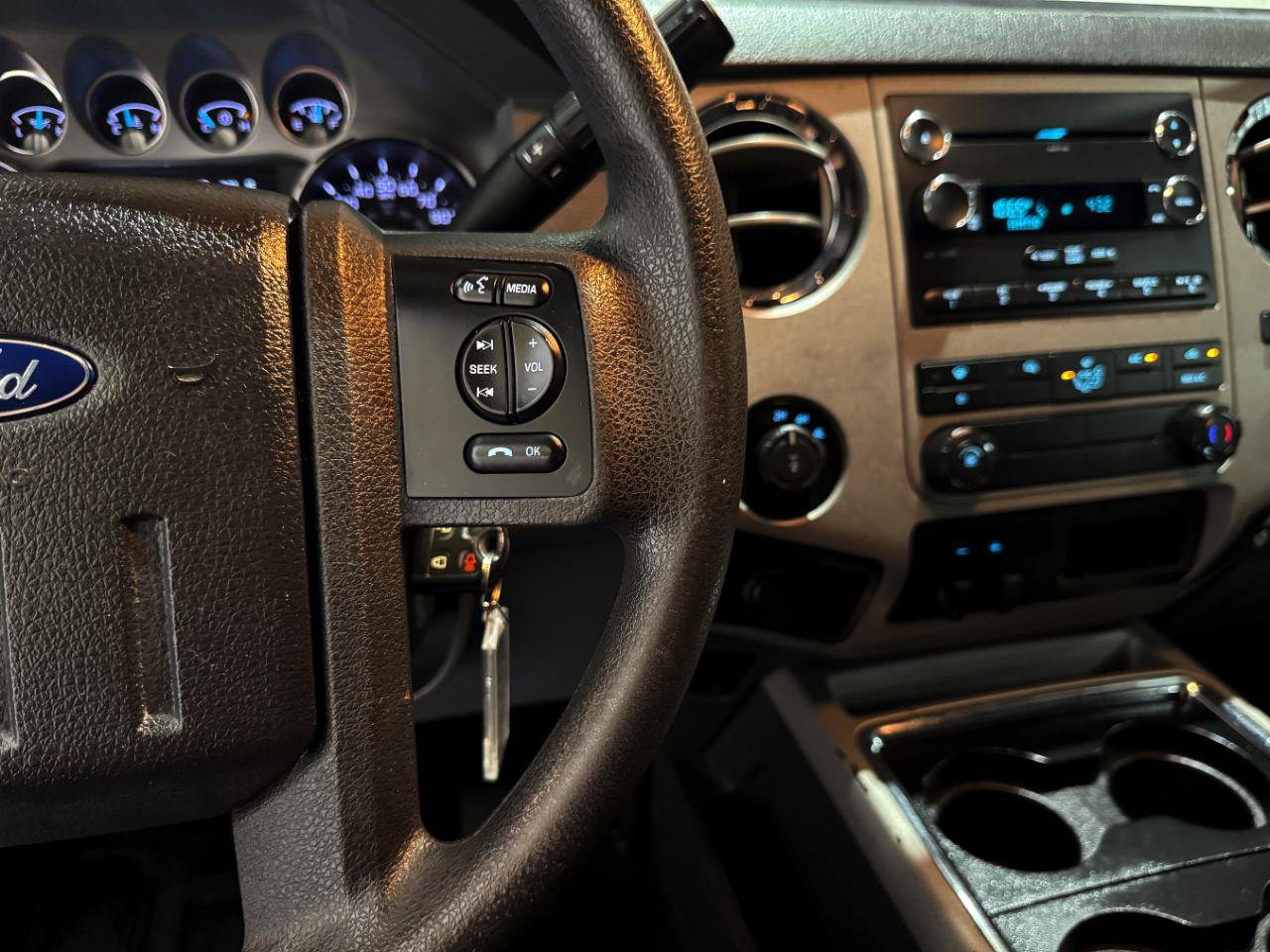 Used 2016 Ford F250 XLT w/ XLT Premium Package AWD/4WD image 22