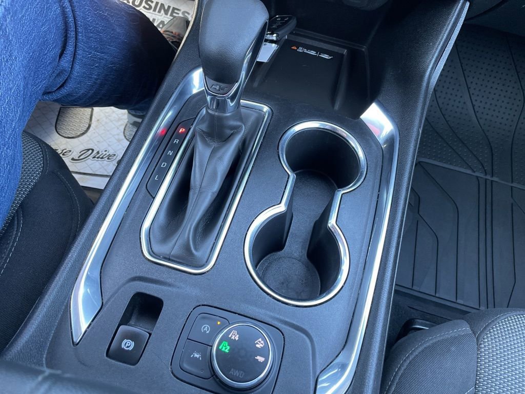 Used 2023 Chevrolet Traverse LT w/ LPO, Floor Liner Package image 8