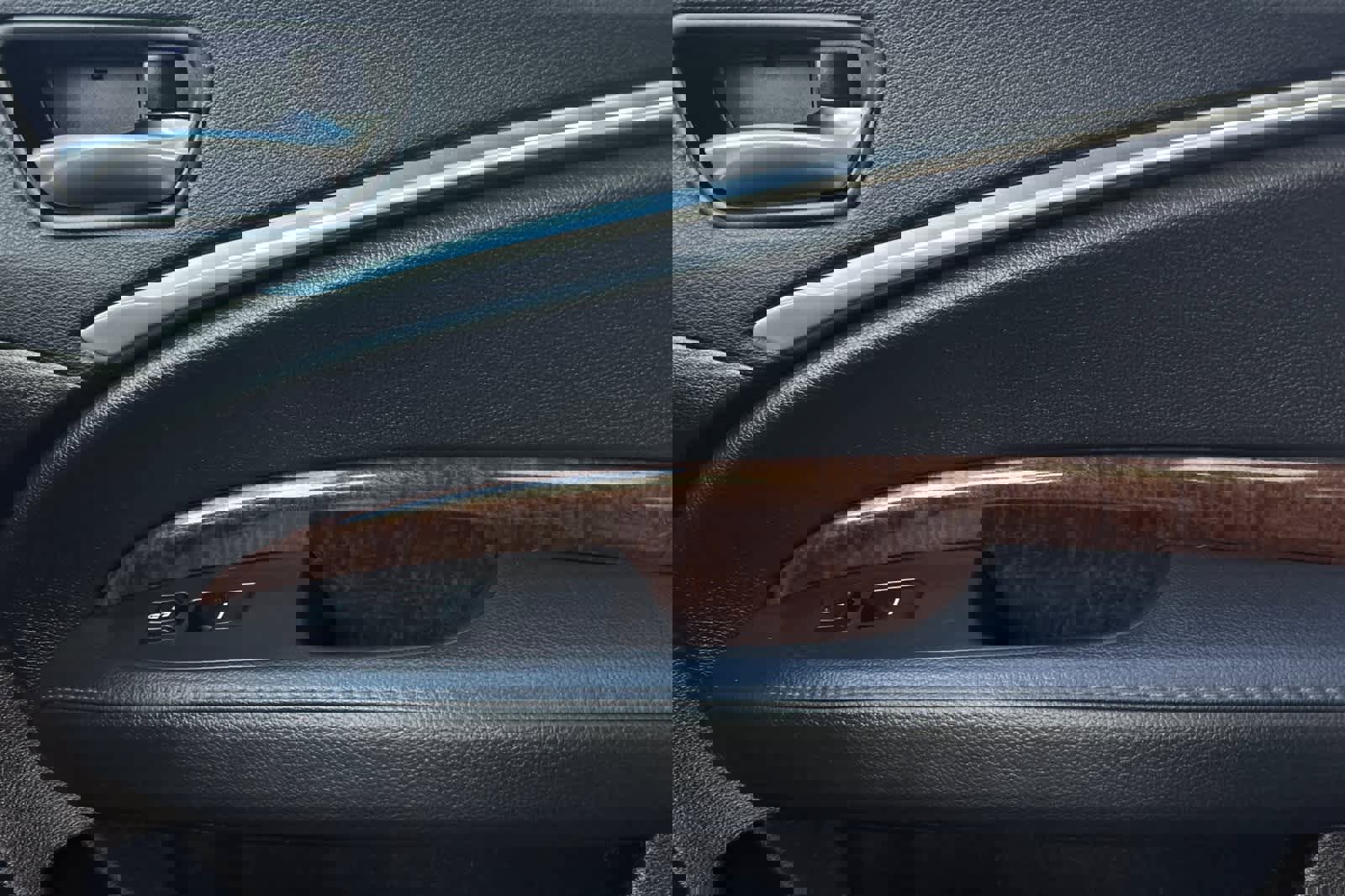 Used 2018 Acura MDX FWD image 21