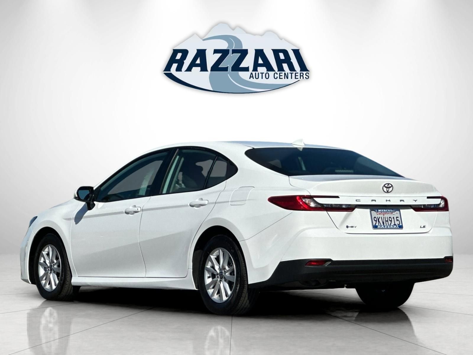 Used 2025 Toyota Camry LE FWD image 5