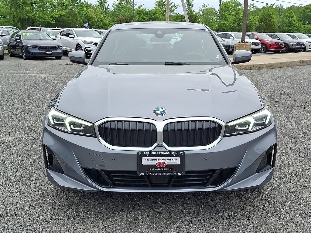 Used 2026 BMW 330i xDrive Sedan AWD/4WD image 2