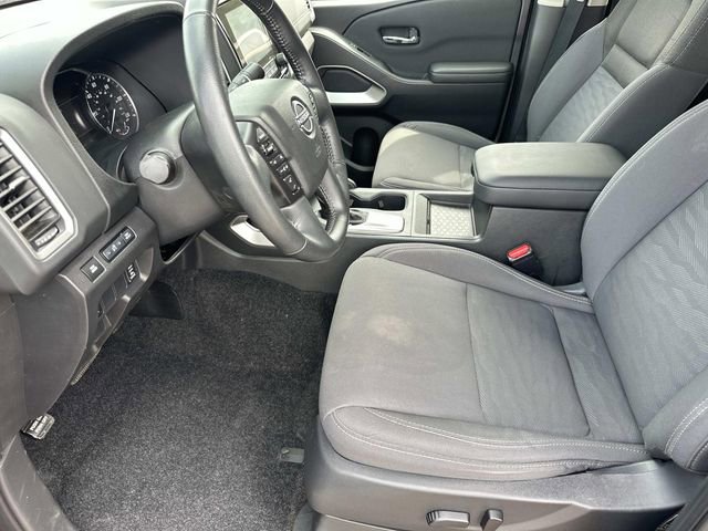 Used 2024 Nissan Frontier SV w/ SV Convenience Package image 17