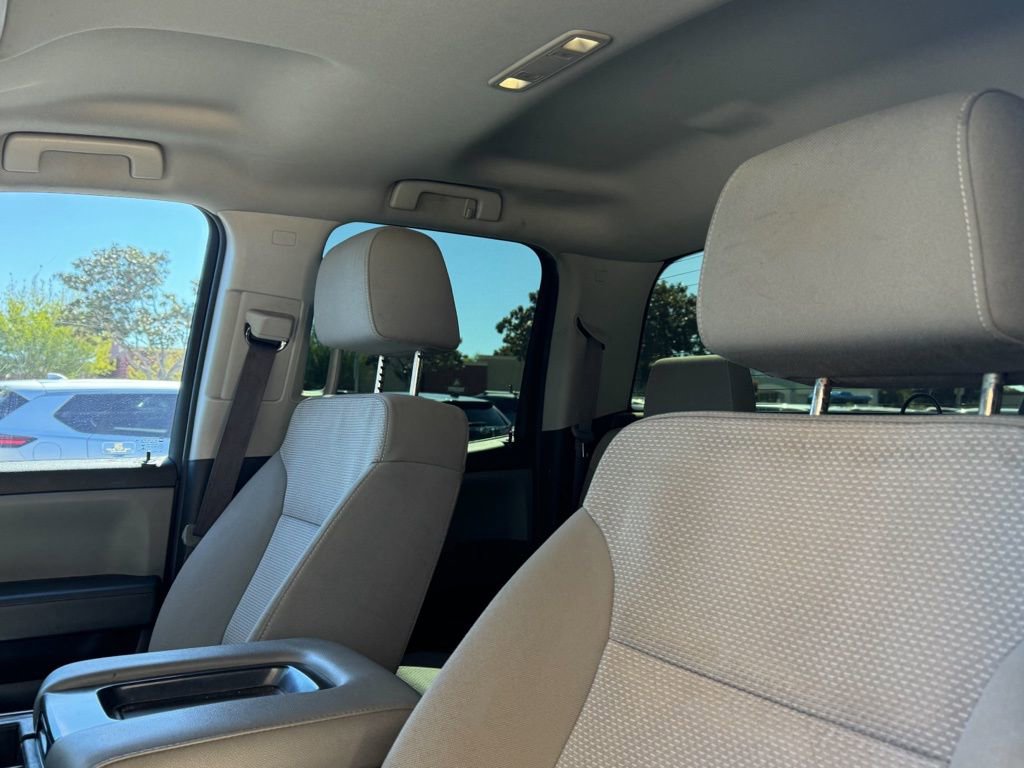 Used 2017 Chevrolet Silverado 1500 Custom w/ Custom Convenience Package image 14