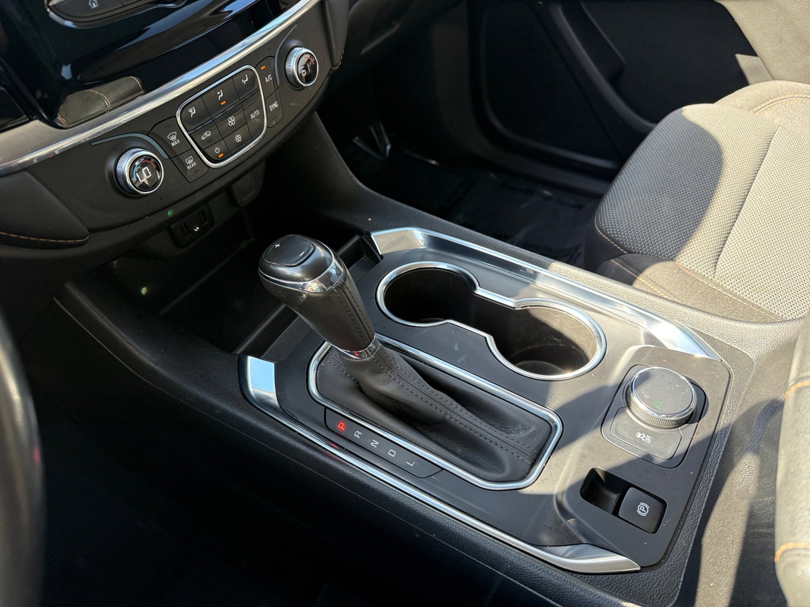 Used 2020 Chevrolet Traverse LT w/ LPO, Cargo Package image 13