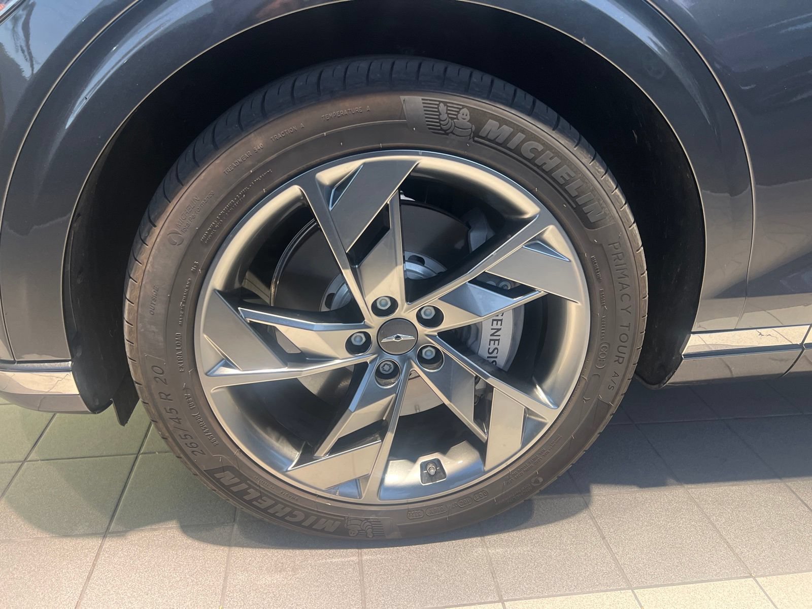 Used 2023 Genesis Electrified GV70 AWD/4WD image 16