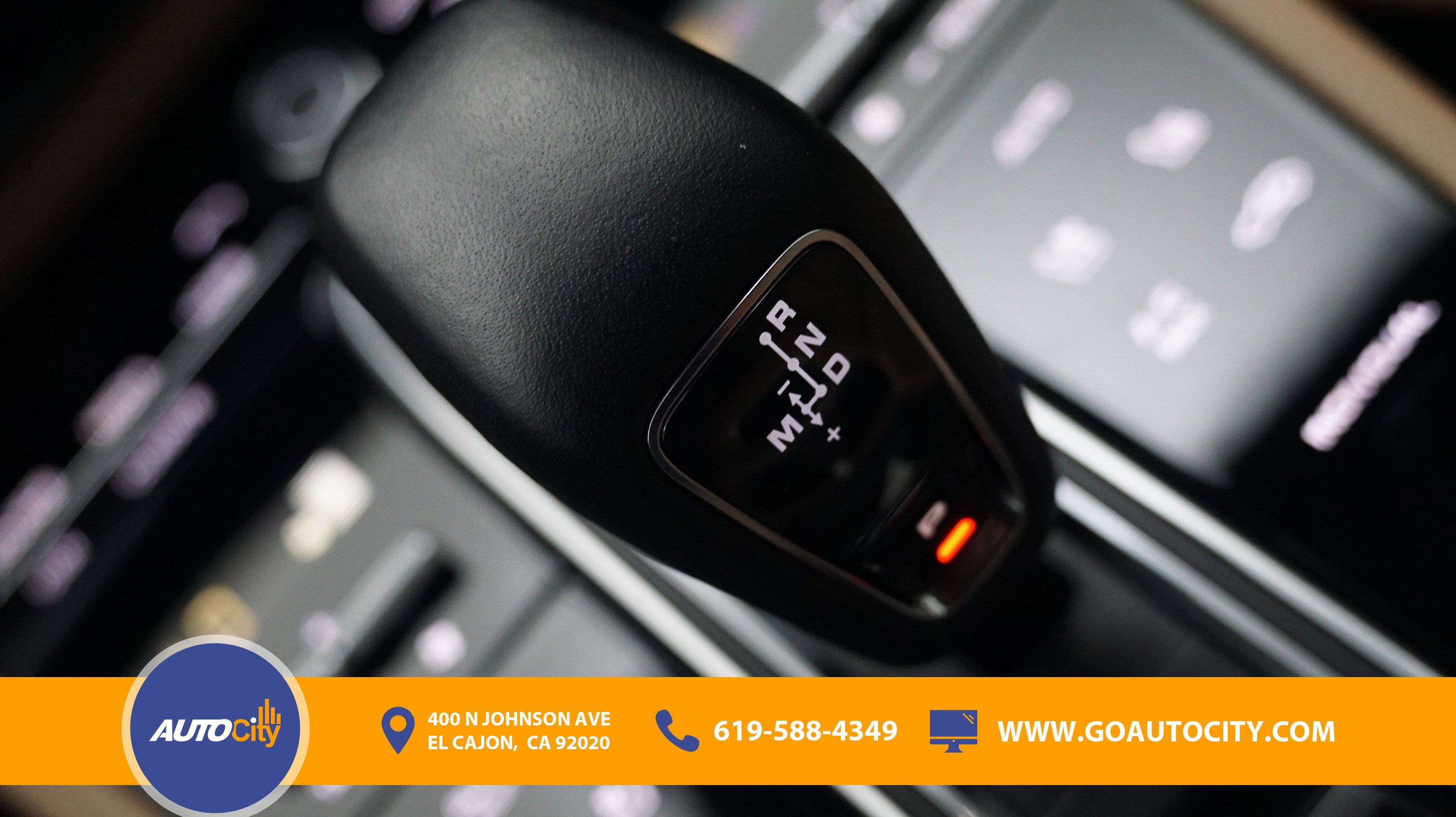 Used 2022 Porsche Cayenne Platinum Edition image 29