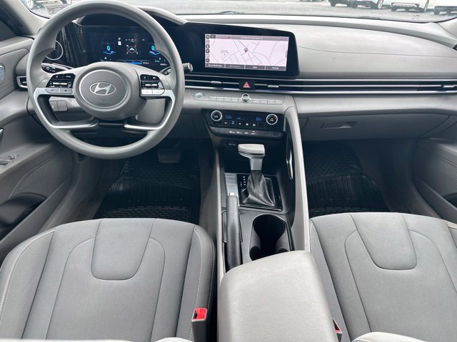 Used 2024 Hyundai Elantra SEL FWD image 34