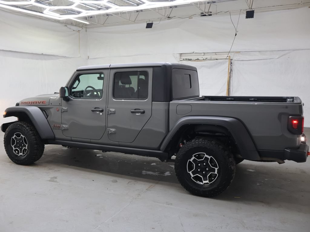 Used 2023 Jeep Gladiator Mojave w/ Cold Weather Group AWD/4WD image 4