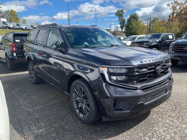New 2025 Ford Expedition Platinum w/ Stealth Performance Package image 3