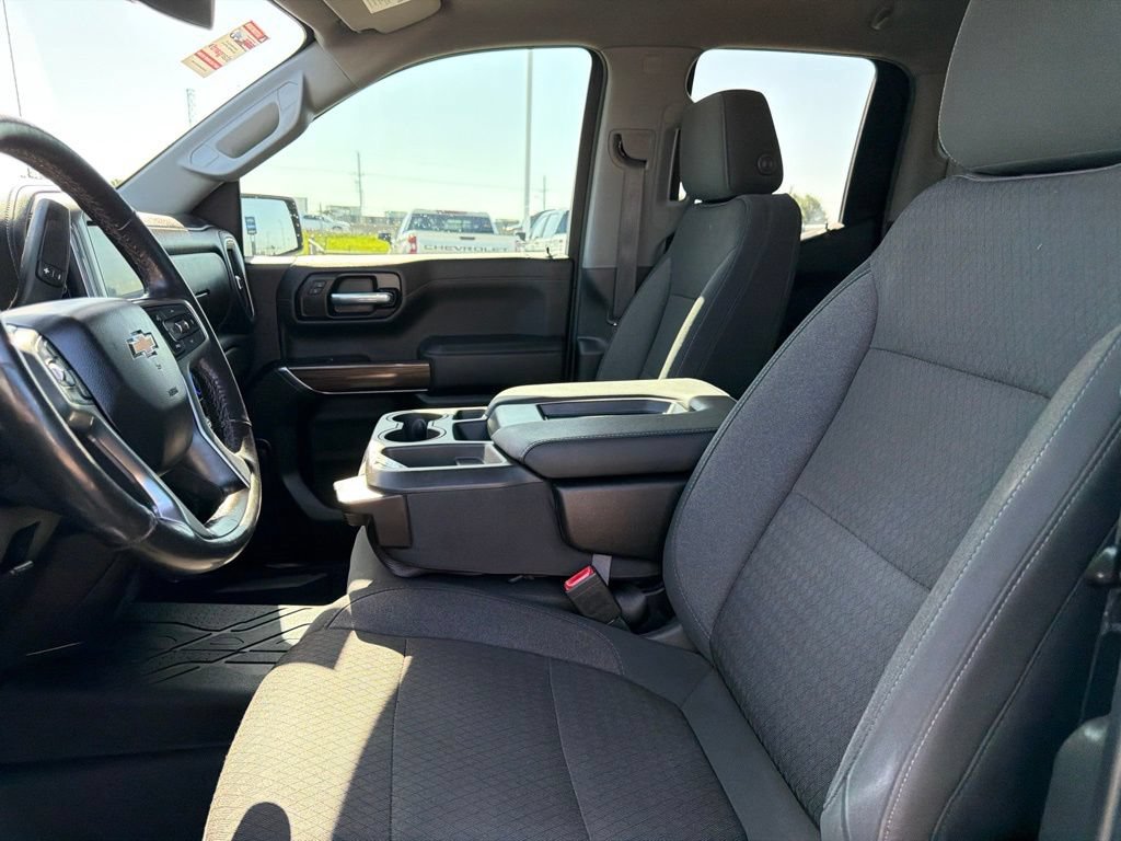 Used 2020 Chevrolet Silverado 1500 LT w/ Texas Edition AWD/4WD image 19