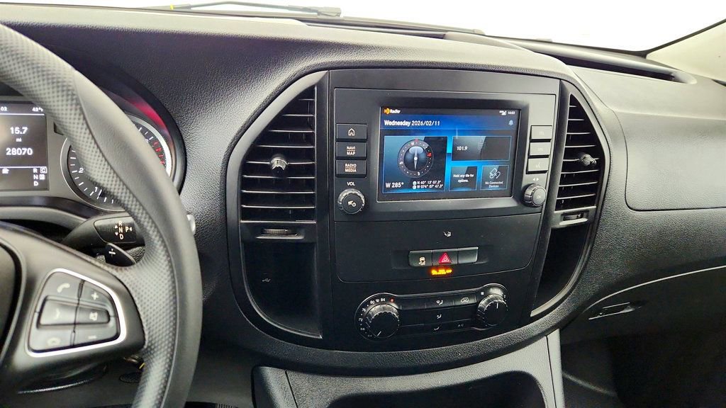 Used 2023 Mercedes-Benz Metris image 17
