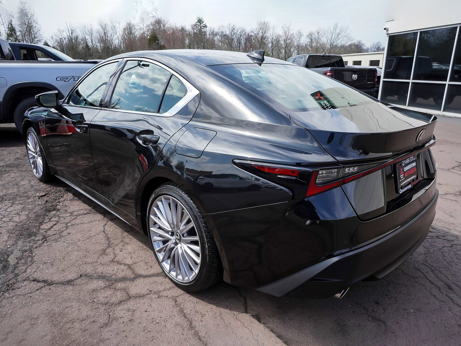 Used 2023 Lexus IS 300 AWD w/ Premium Package image 4