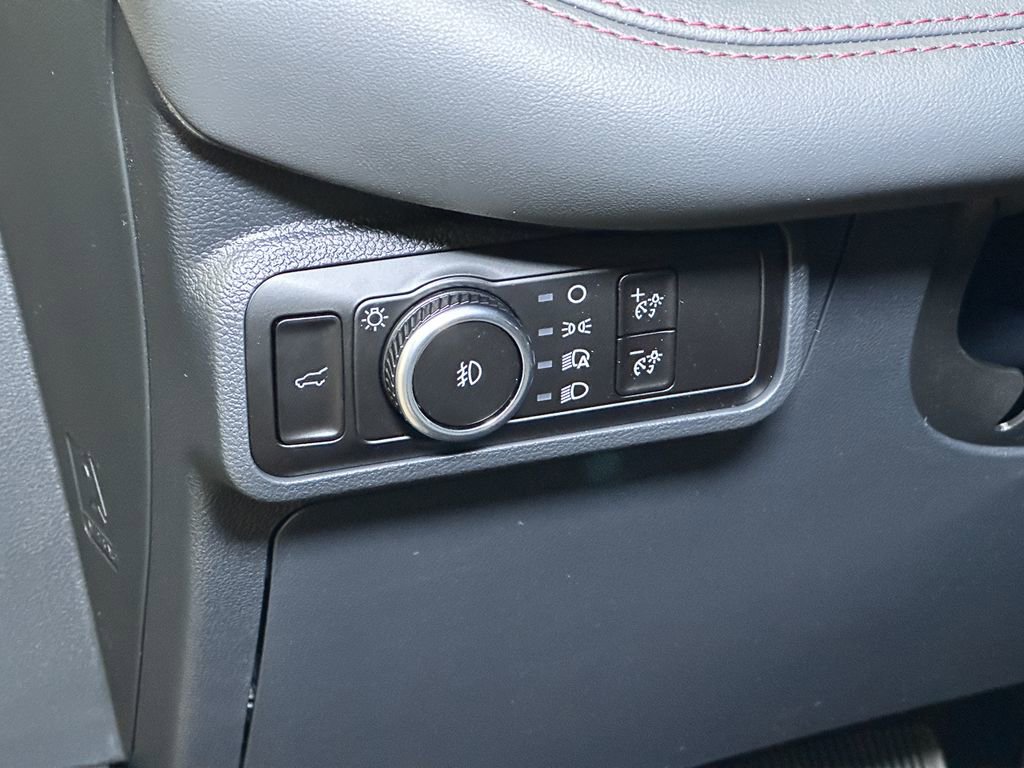 New 2026 Ford Explorer Active w/ Active Comfort Package image 22