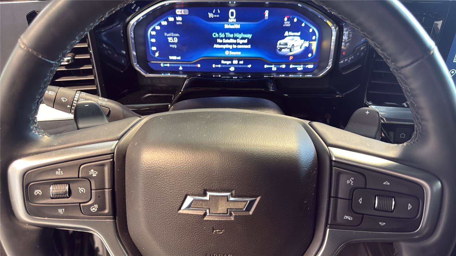 Used 2025 Chevrolet Silverado 1500 LT Trail Boss w/ Convenience Package II AWD/4WD image 19