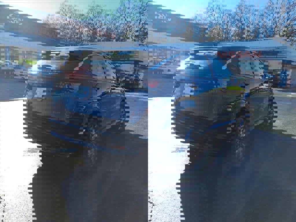 Certified 2023 Nissan Ariya FWD image 5