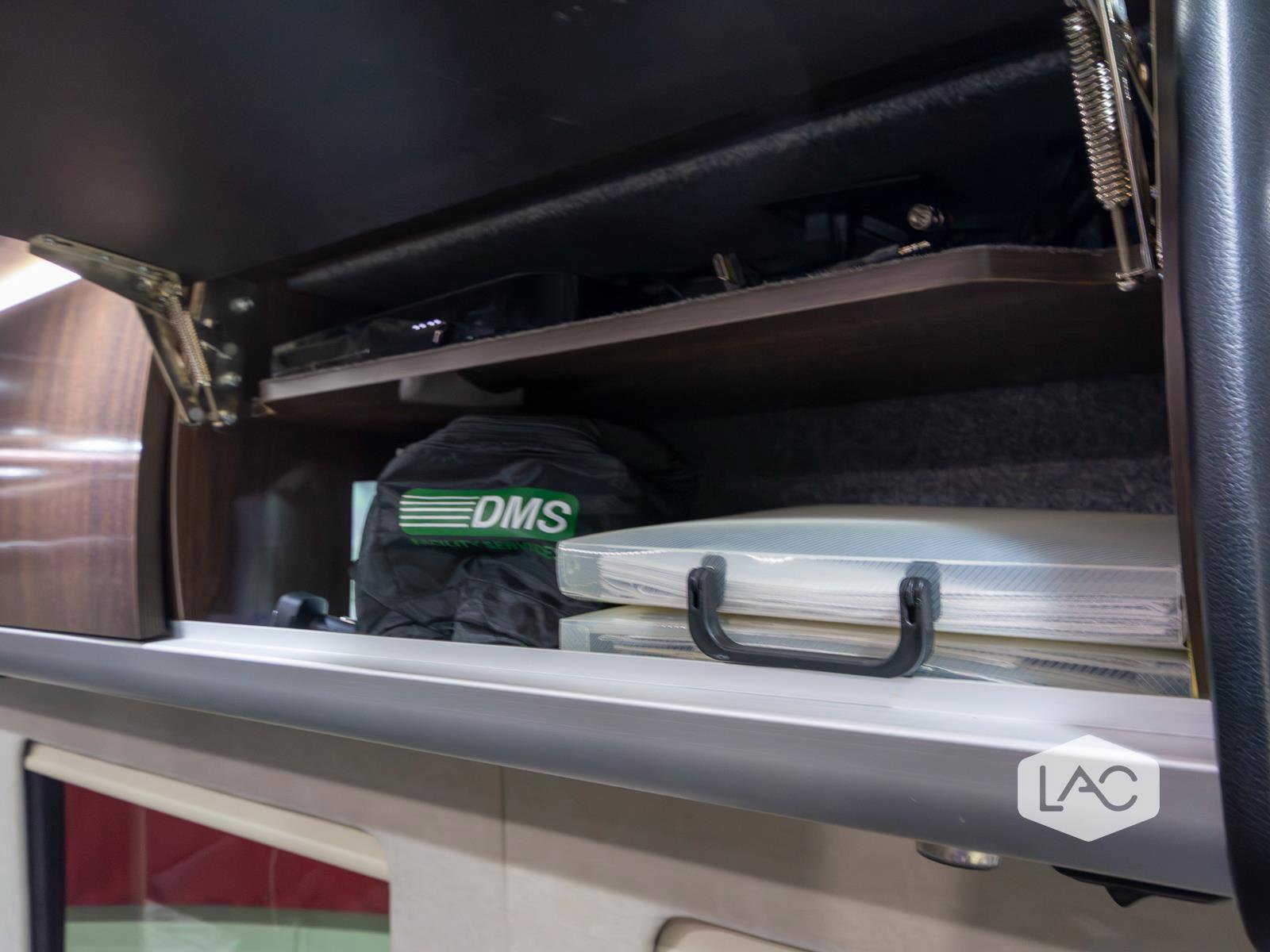 Used 2015 Mercedes-Benz Sprinter 3500 image 9