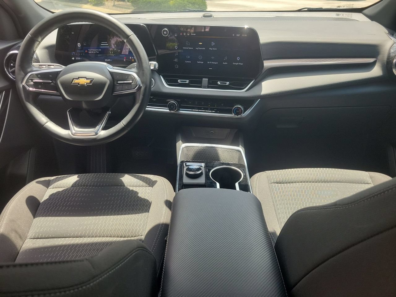 Used 2026 Chevrolet Equinox LT FWD image 11