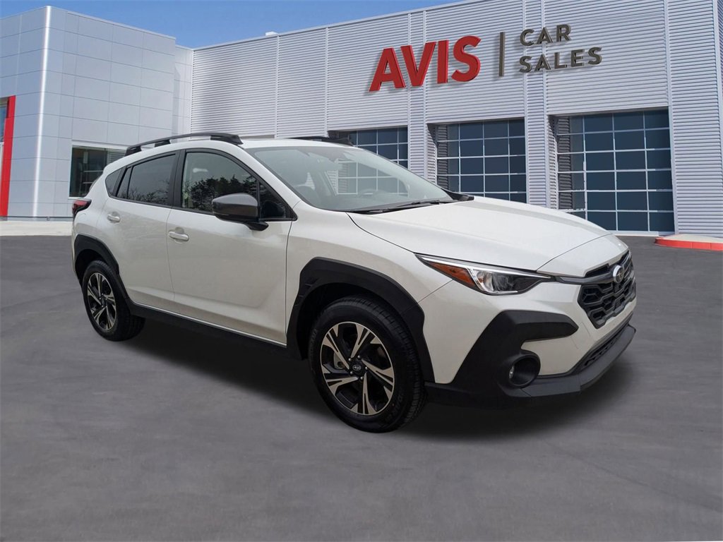 Used 2024 Subaru Crosstrek 2.0i Premium image 3