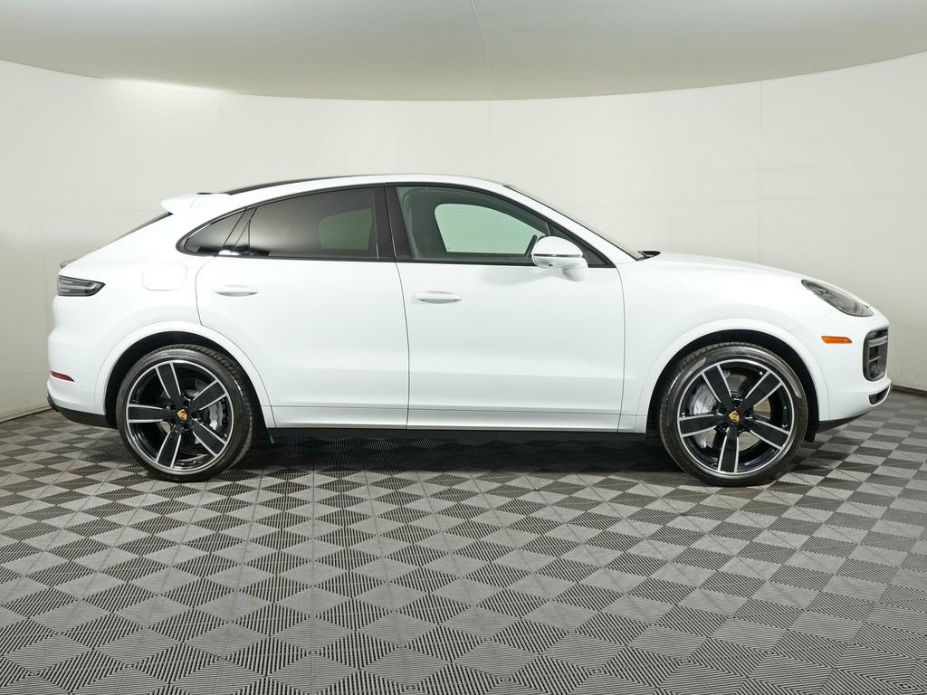 Certified 2023 Porsche Cayenne Turbo w/ Premium Package Plus (PI3) AWD/4WD image 8