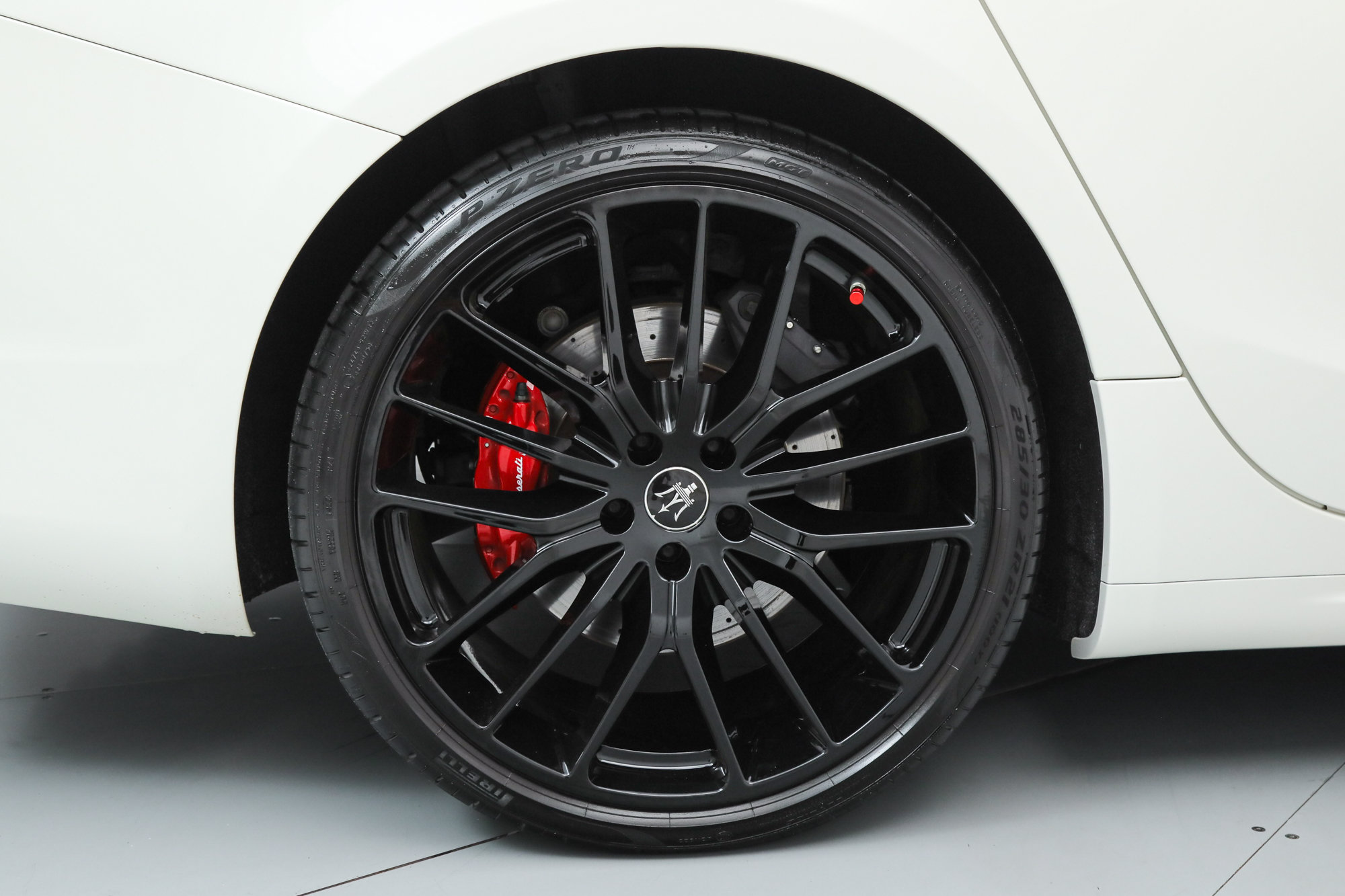 Used 2021 Maserati Ghibli S GranSport RWD image 19