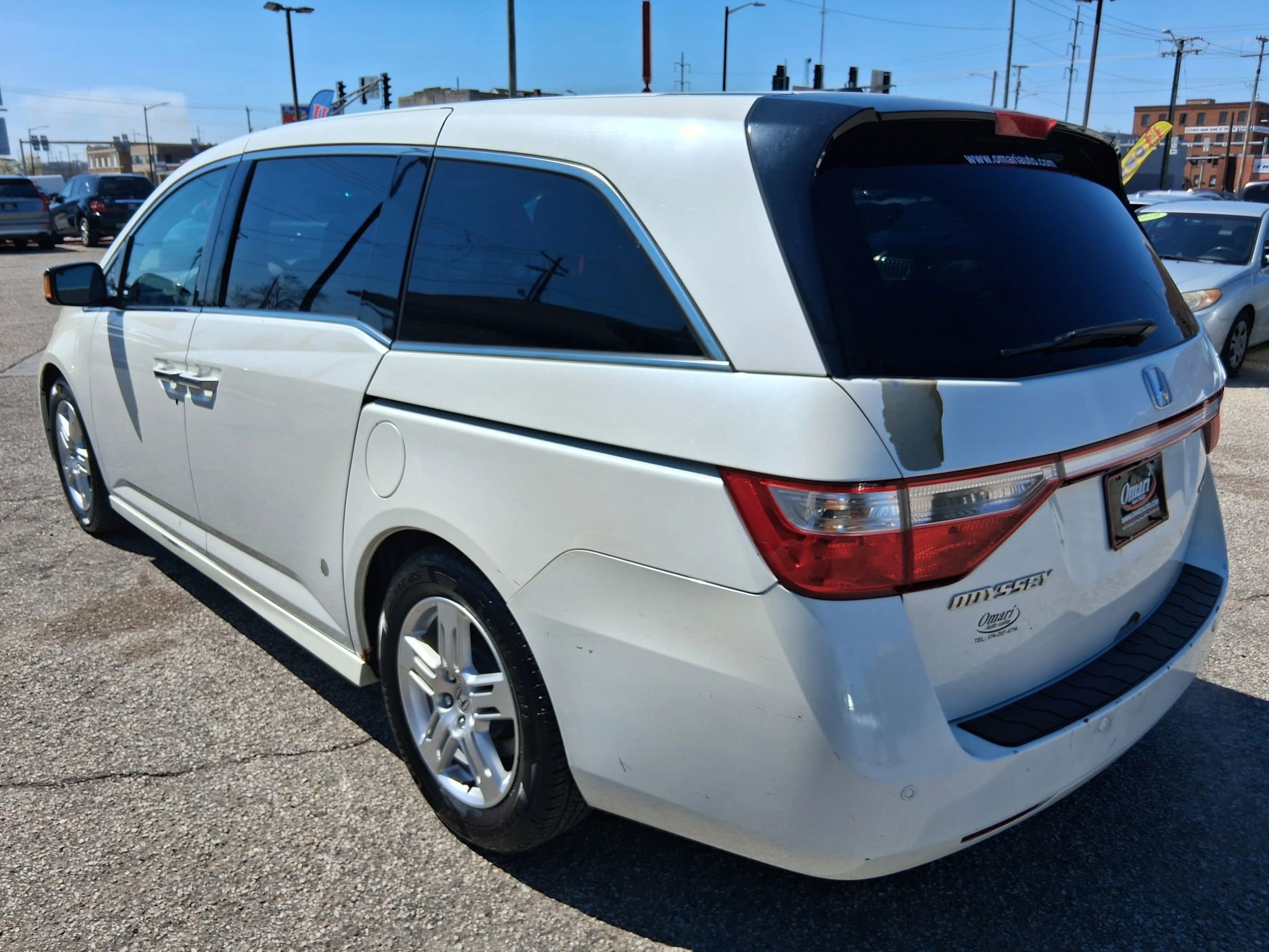 Used 2012 Honda Odyssey Touring Elite image 6