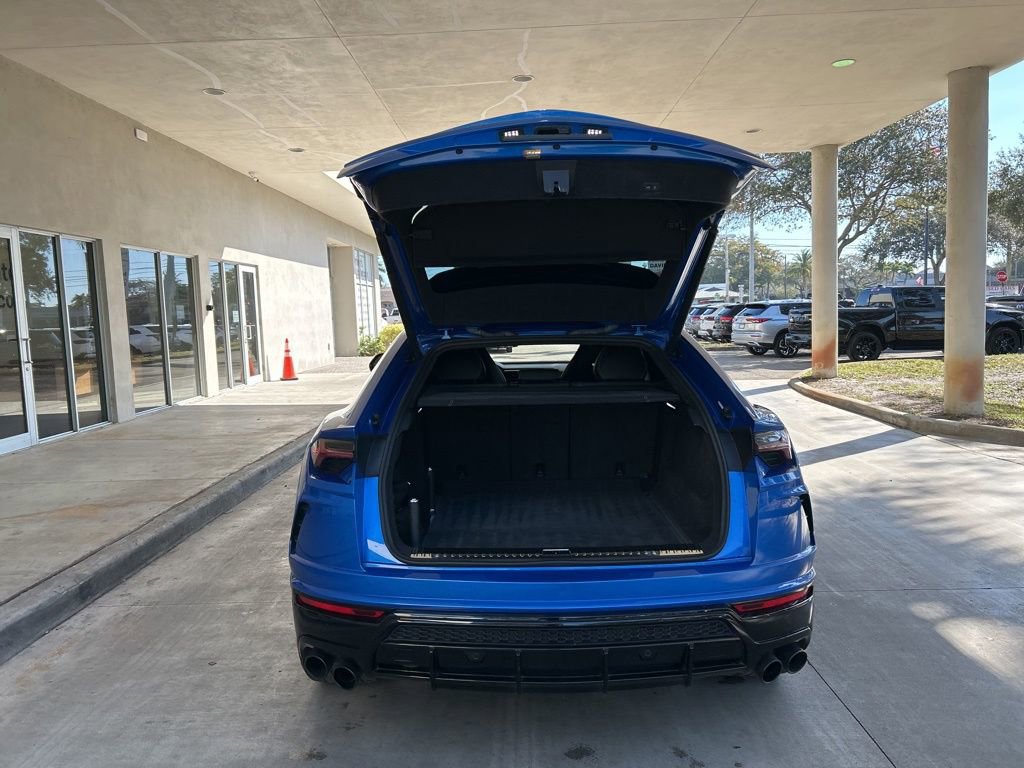 Used 2022 Lamborghini Urus image 40