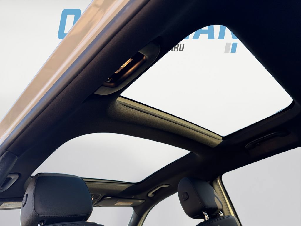 Used 2022 Mercedes-Benz GLB 250 4MATIC image 17