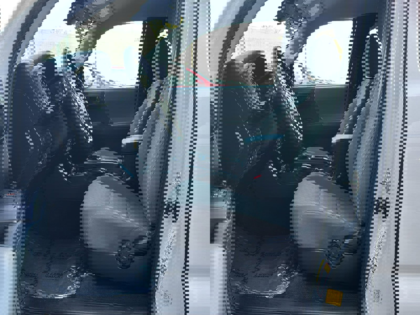 Used 2020 Toyota Tacoma SR image 12