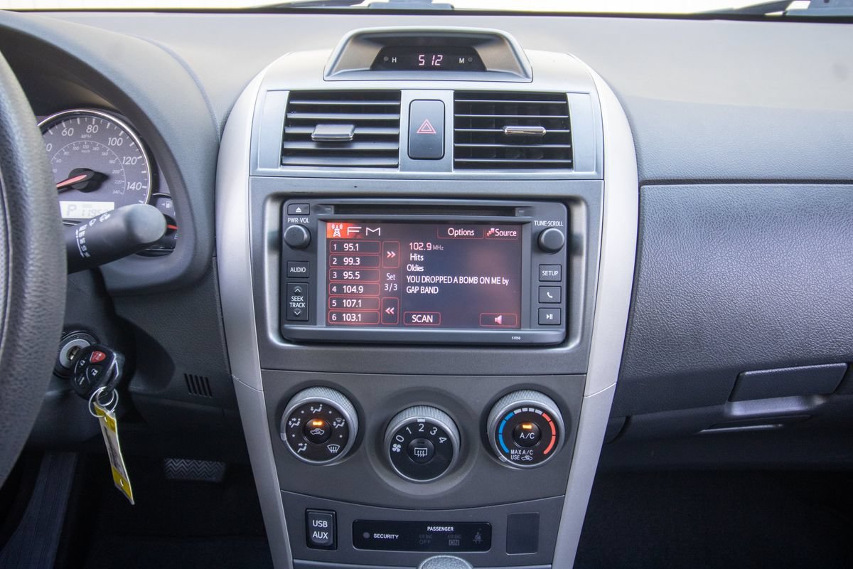 Used 2013 Toyota Corolla S FWD image 24