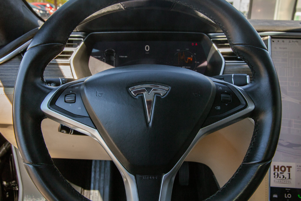 Used 2016 Tesla Model S 90D AWD/4WD image 16
