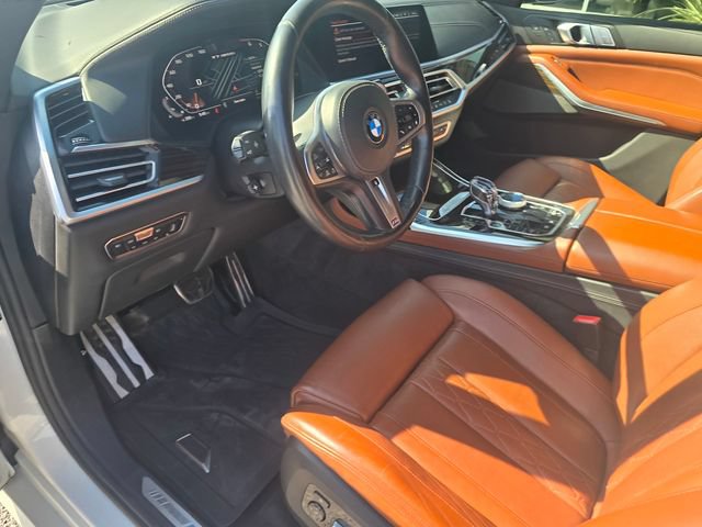 Used 2020 BMW X7 M50i w/ Dynamic Handling Package AWD/4WD image 22