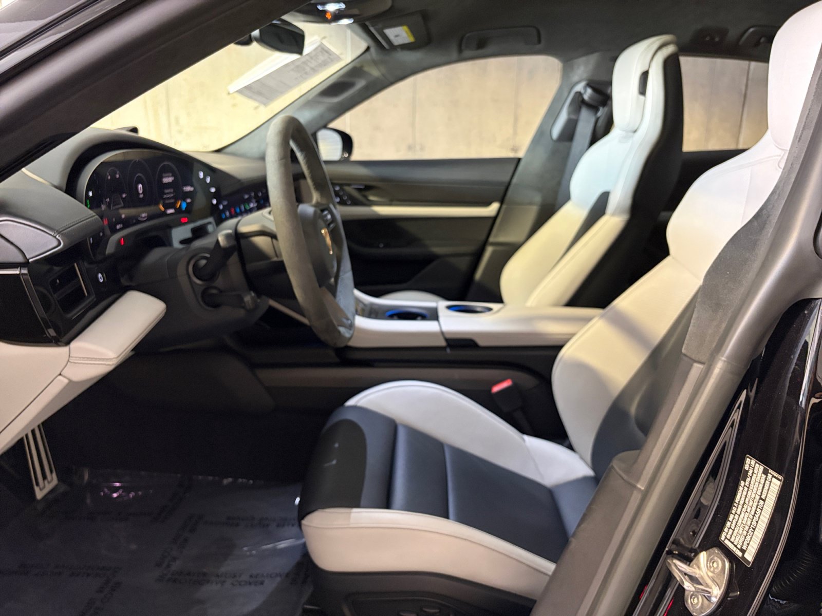 Certified 2023 Porsche Taycan Turbo S AWD/4WD image 4