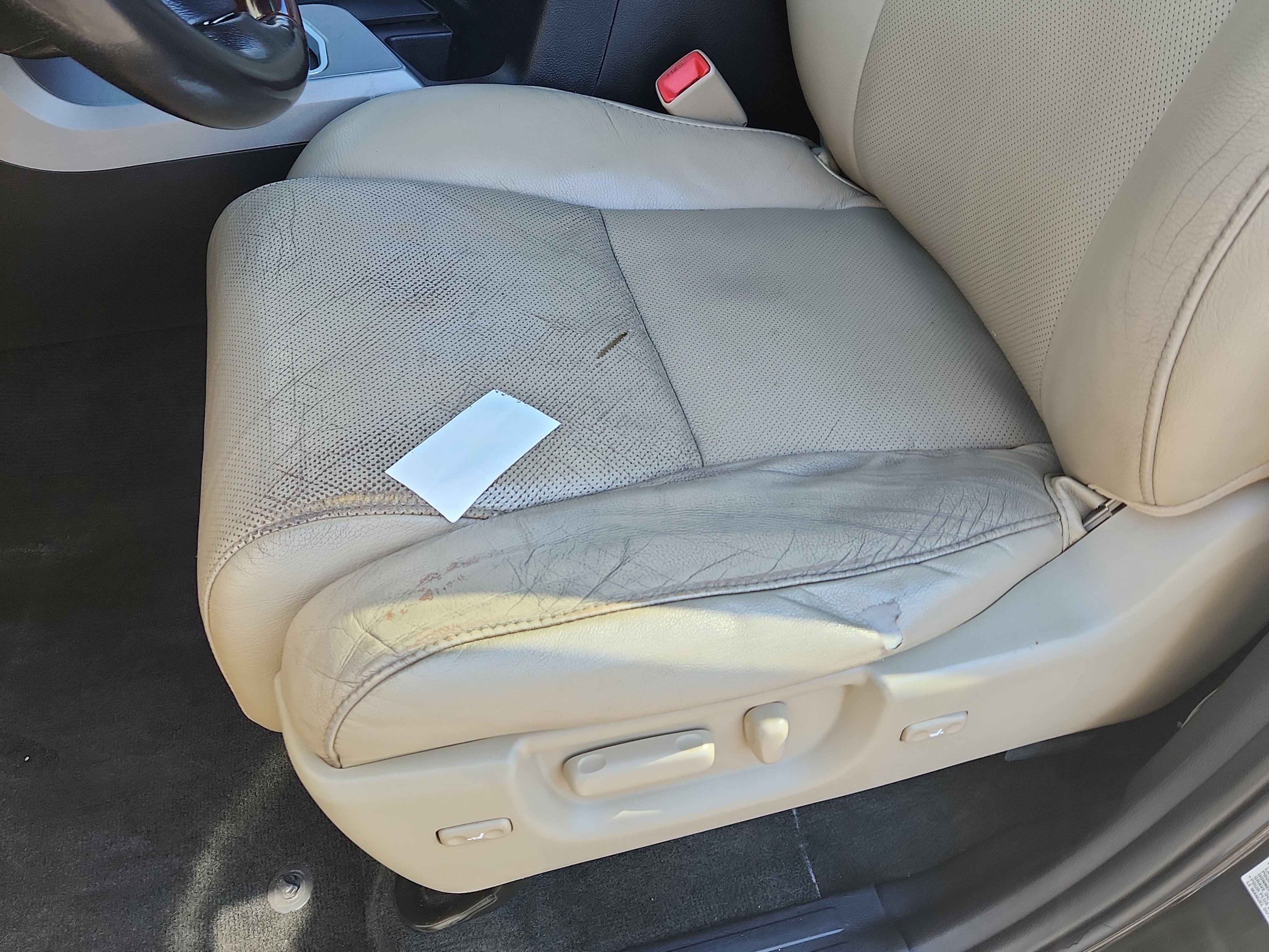 Used 2012 Toyota Sequoia Platinum image 7