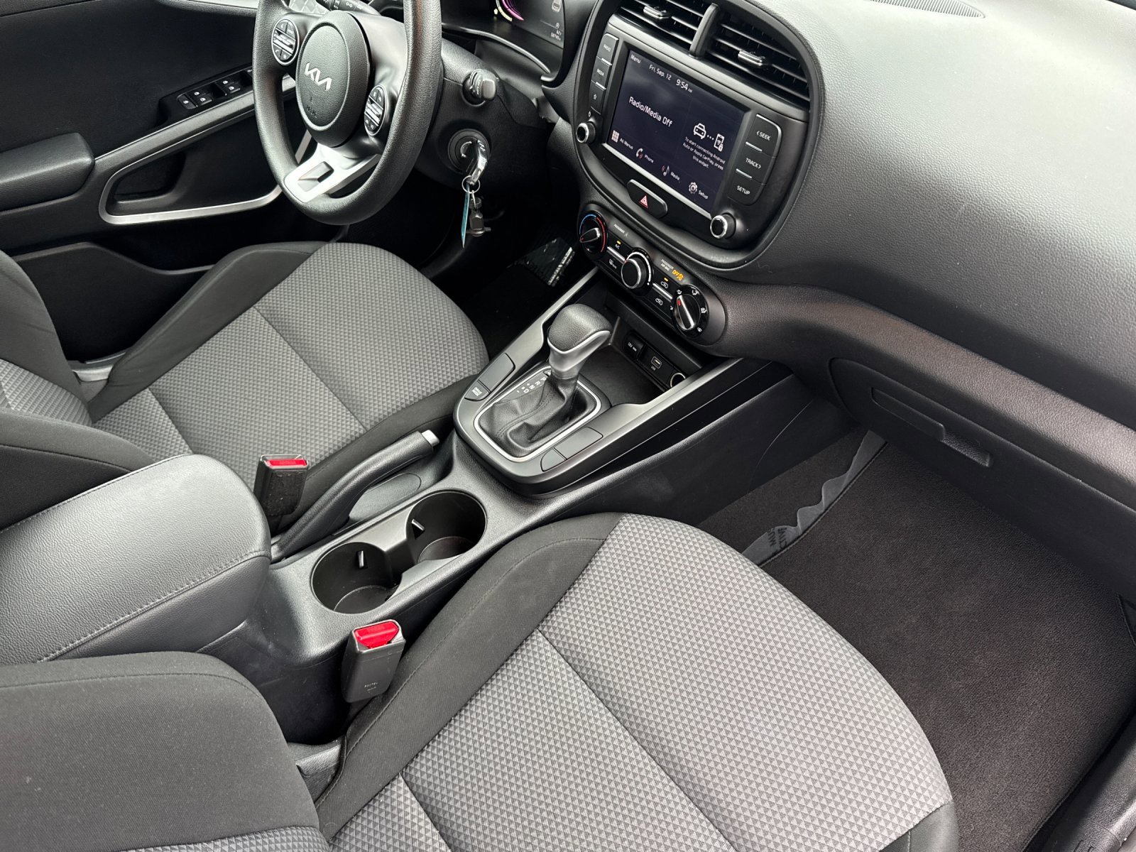 Used 2023 Kia Soul LX w/ Option Group 015 image 16