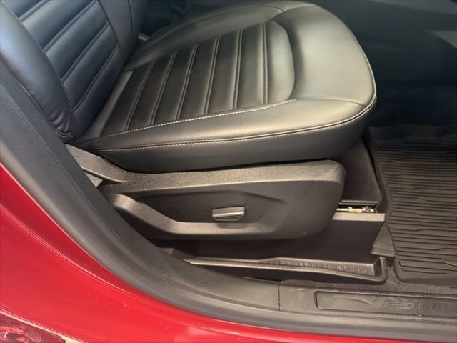 Used 2024 Ford Edge SEL w/ Convenience Package AWD/4WD image 13