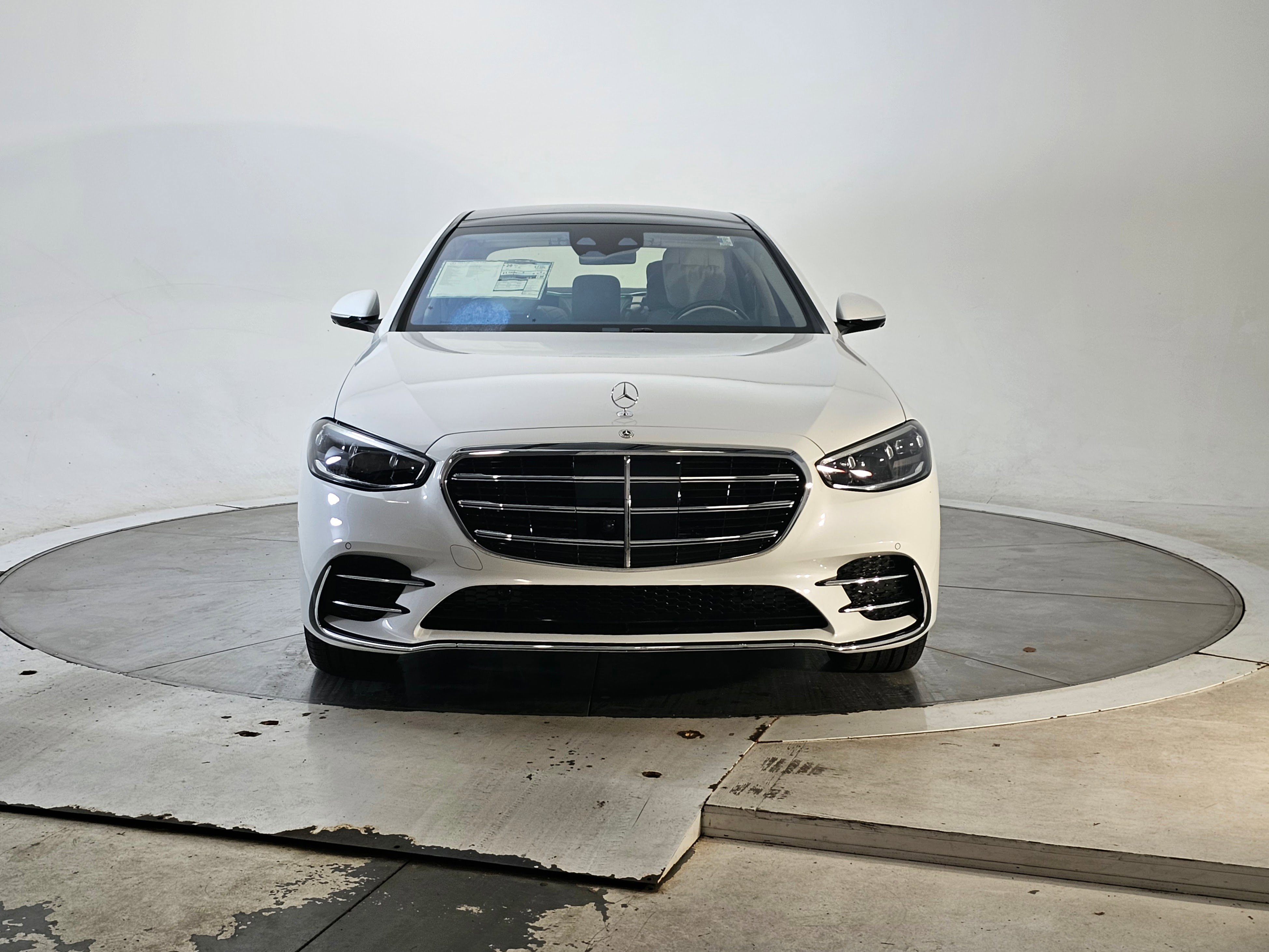 New 2026 Mercedes-Benz S 580 4MATIC Sedan image 4