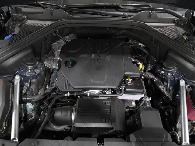 Certified 2025 Genesis GV80 2.5T Standard image 25