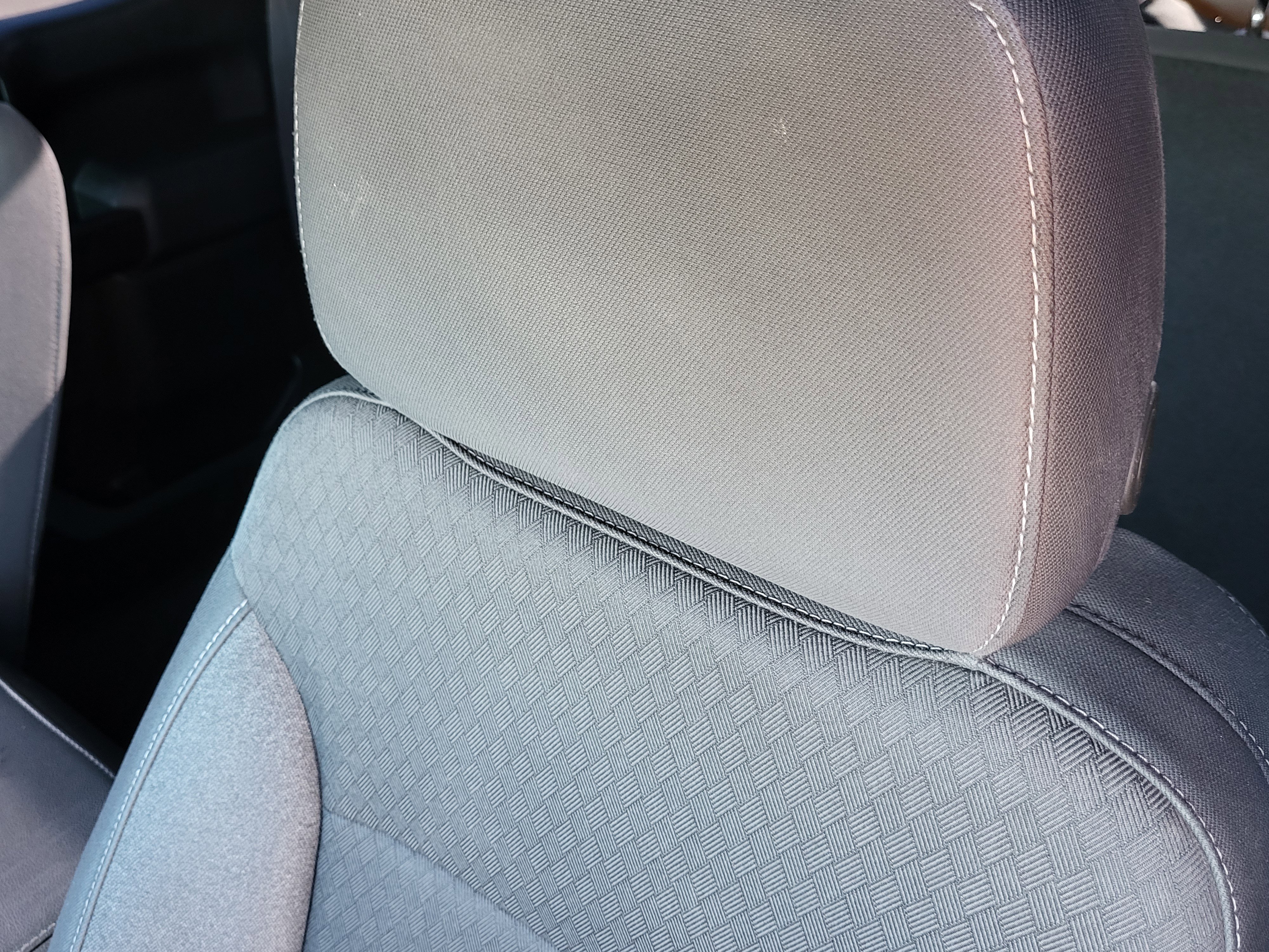 Used 2020 Chevrolet Silverado 1500 LT image 13