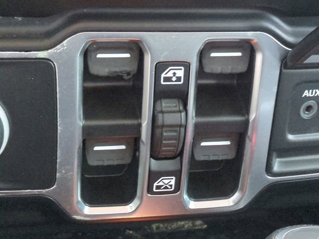 Used 2022 Jeep Gladiator Sport image 22