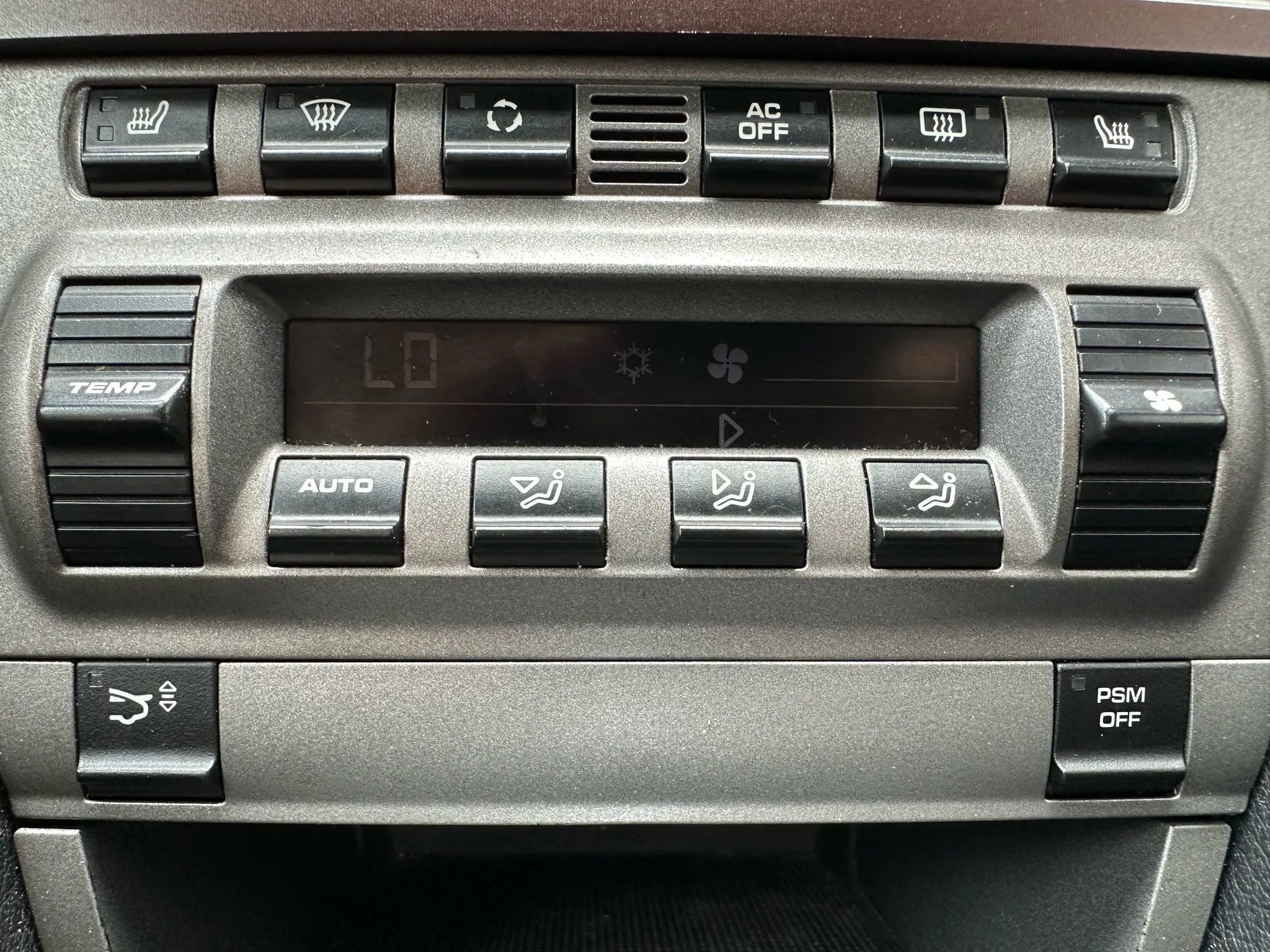 Used 2008 Porsche 911 Carrera image 24