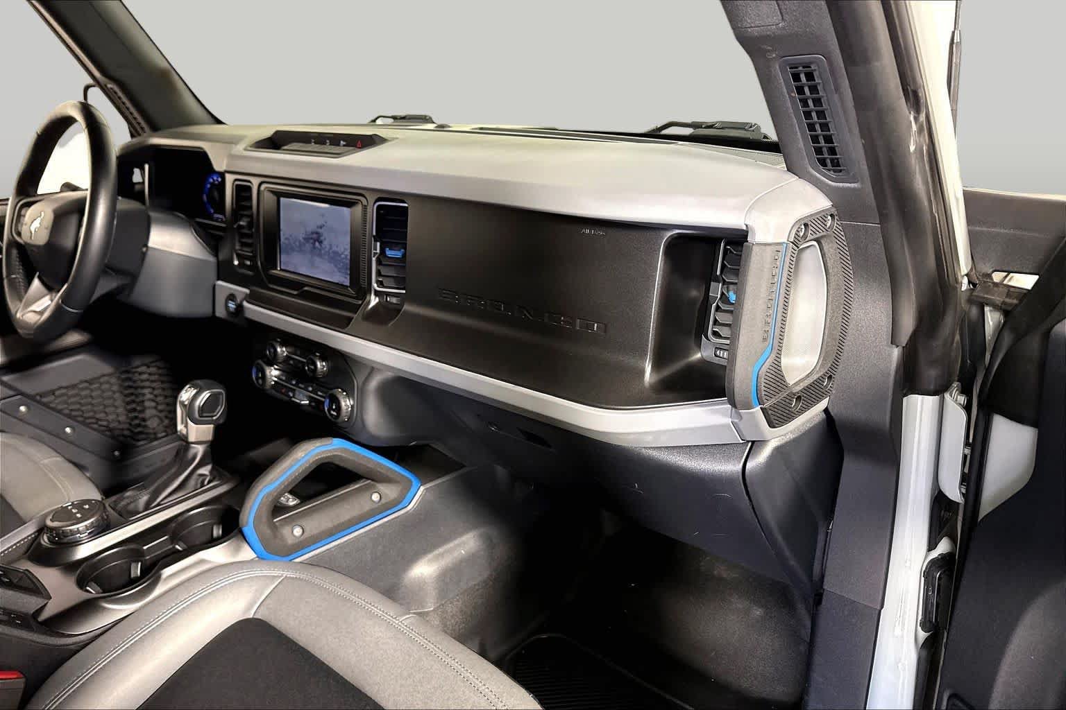 Used 2022 Ford Bronco Black Diamond AWD/4WD image 16