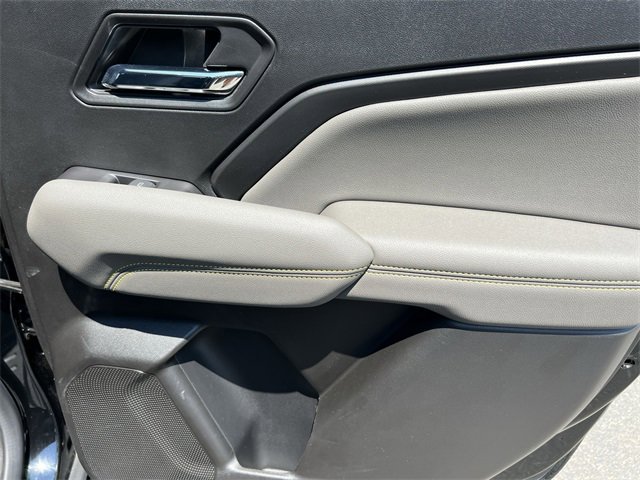 Used 2024 Chevrolet Colorado ZR2 w/ Technology Package image 39