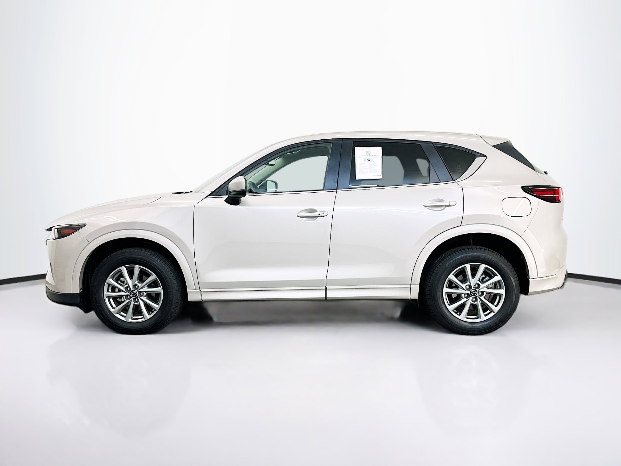Used 2025 MAZDA CX-5 AWD 2.5 S w/ Preferred Package image 4