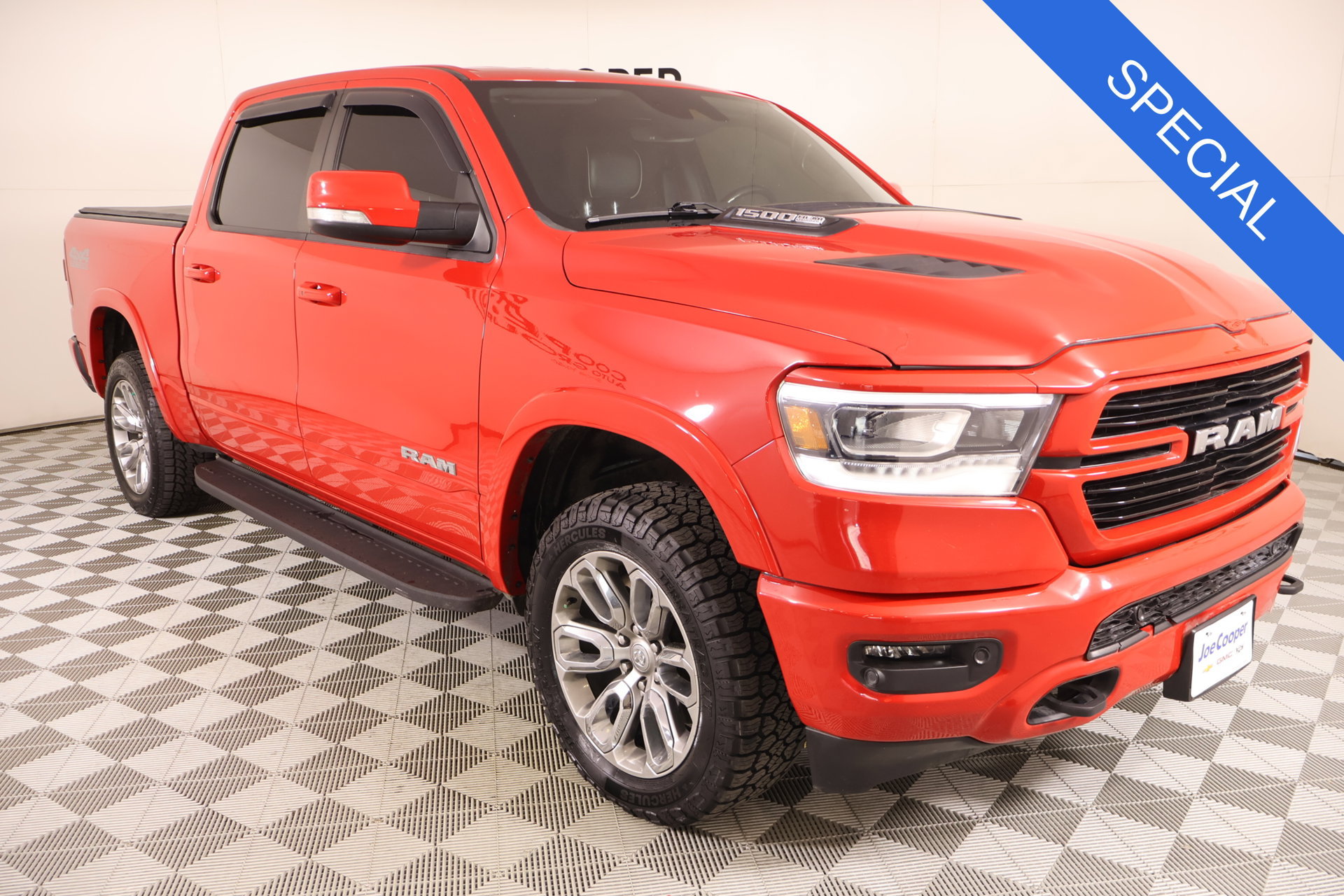 Used 2022 RAM 1500 Laramie w/ Sport Appearance Package